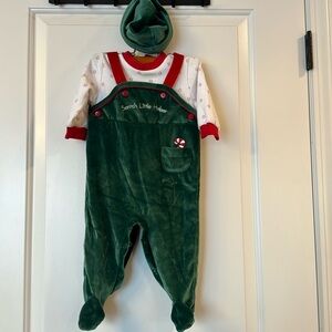 Baby Christmas Footie Pajamas outfit holiday onesie 6-9 mos. with matching hat